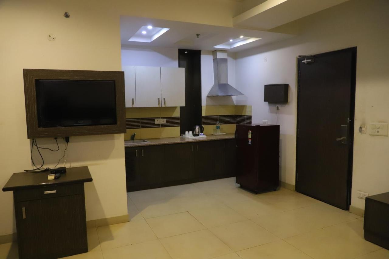 Genx Le Crescent Ghaziabad Hotel Buitenkant foto