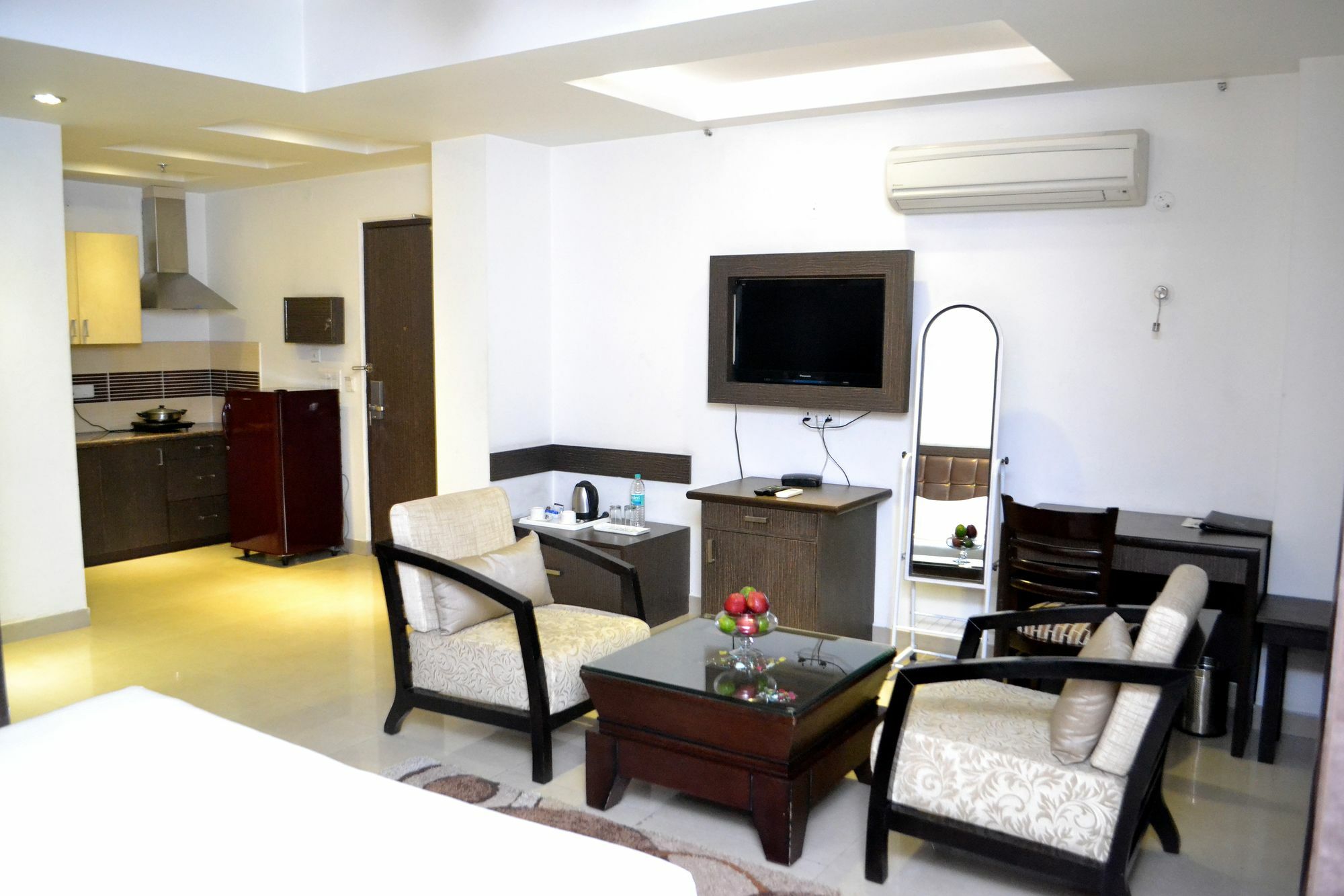 Genx Le Crescent Ghaziabad Hotel Buitenkant foto