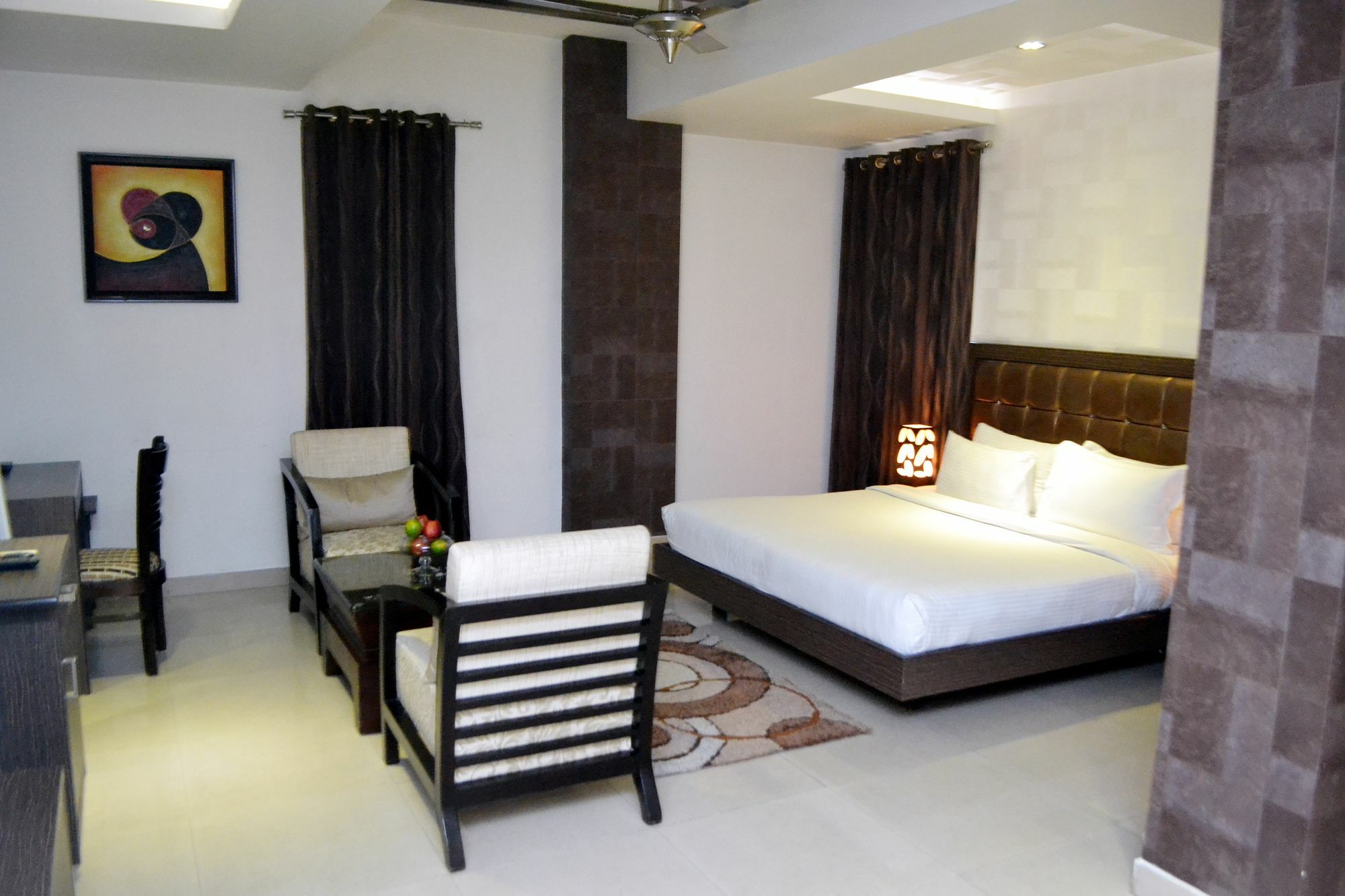 Genx Le Crescent Ghaziabad Hotel Buitenkant foto